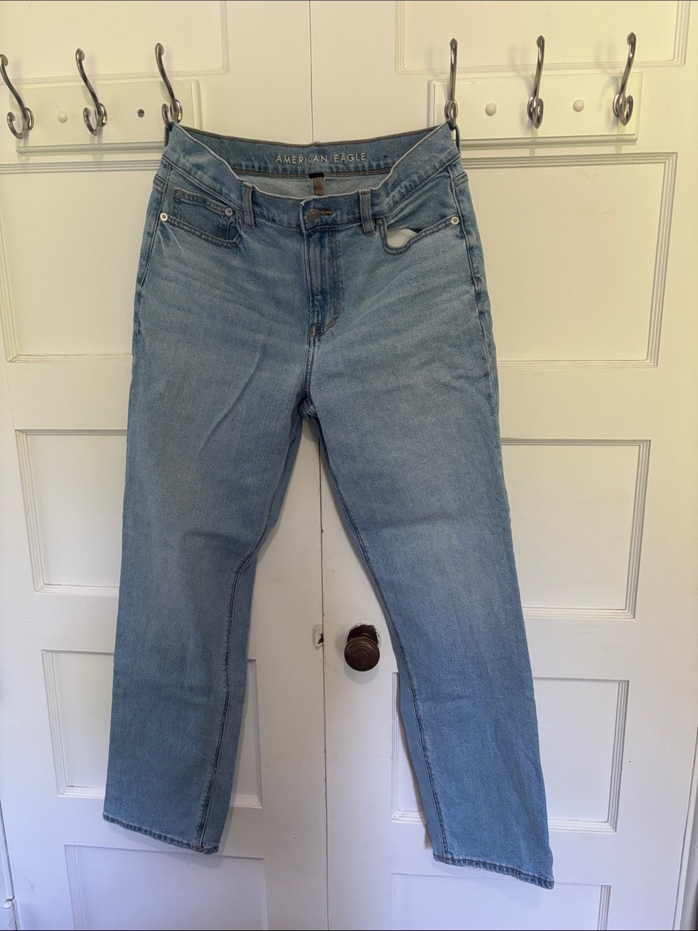 American Eagle | Light Wash High-Rise Women’s Jeans